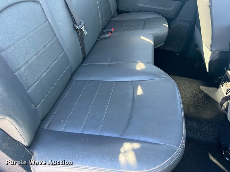 image for item DS2461 2017 Dodge Ram 5500HD  Crew Cab flatbed truck