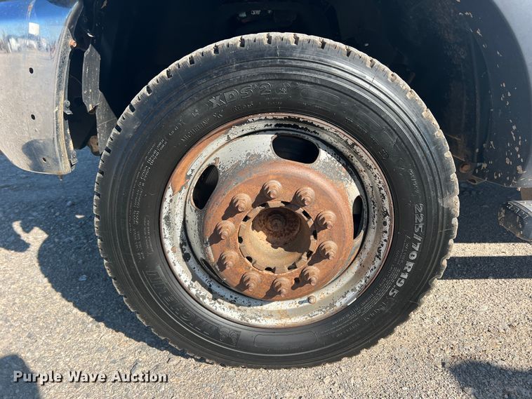 image for item DS2461 2017 Dodge Ram 5500HD  Crew Cab flatbed truck