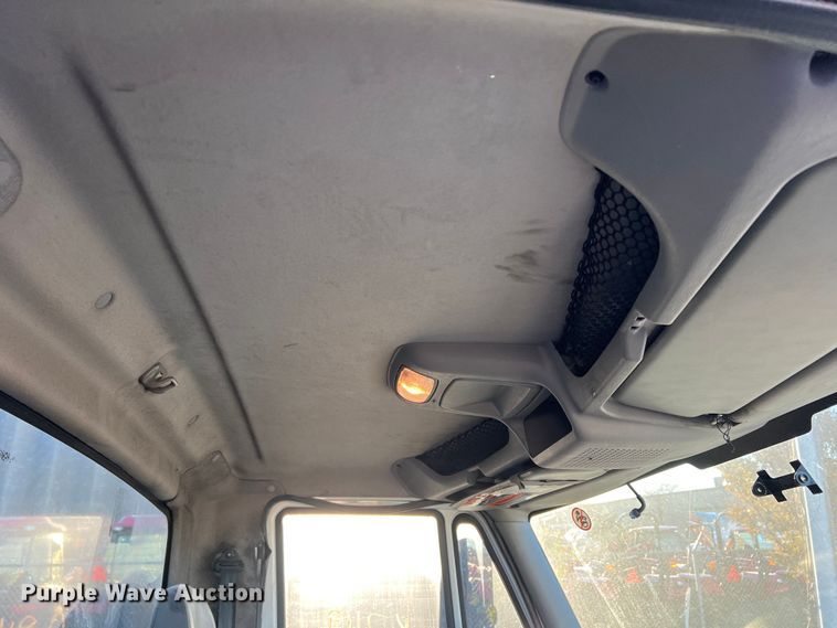 image for item DS2465 2014 International 4300  grapple crane truck