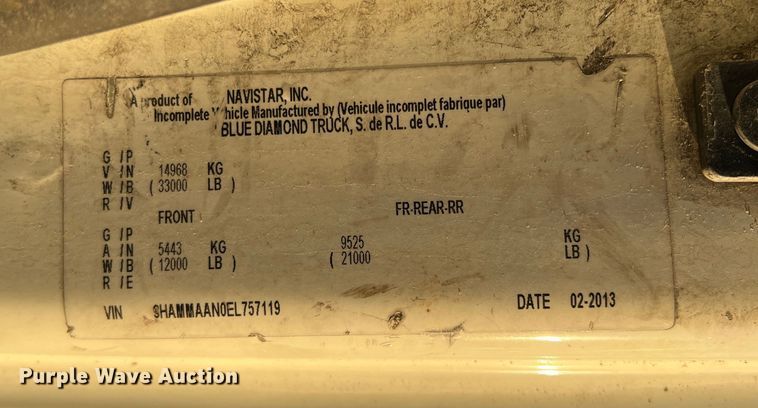 image for item DS2465 2014 International 4300  grapple crane truck