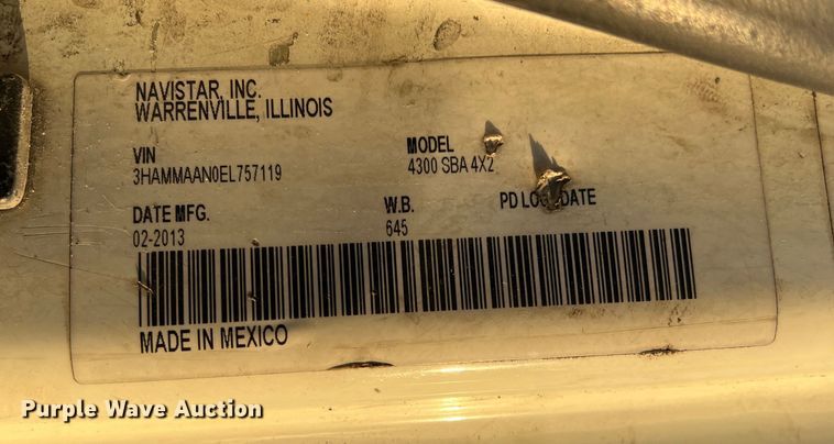 image for item DS2465 2014 International 4300  grapple crane truck