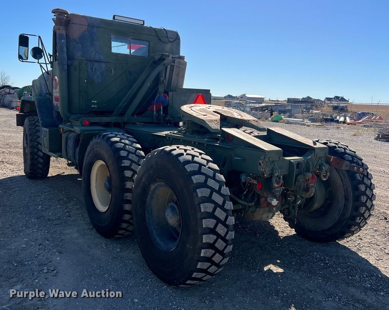 image for item DS2468 1991 BMY M931A2  semi truck