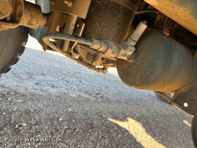 image for item DS2468 1991 BMY M931A2  semi truck