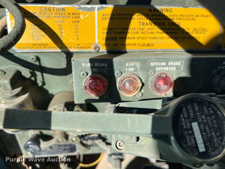 image for item DS2468 1991 BMY M931A2  semi truck