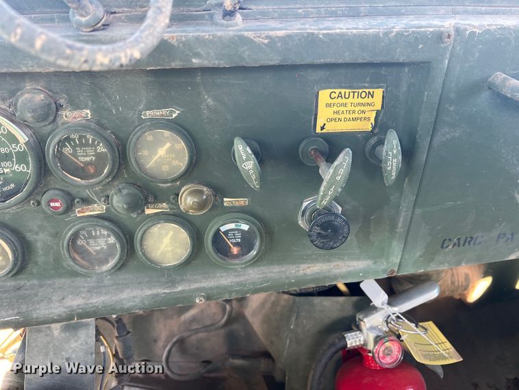 image for item DS2468 1991 BMY M931A2  semi truck