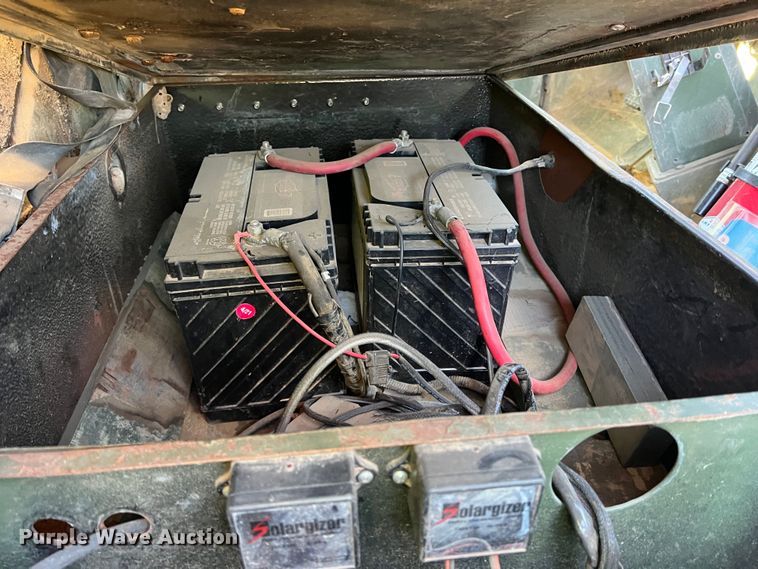 image for item DS2468 1991 BMY M931A2  semi truck