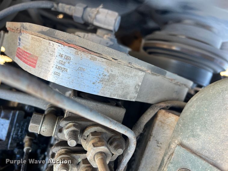 image for item DS2468 1991 BMY M931A2  semi truck