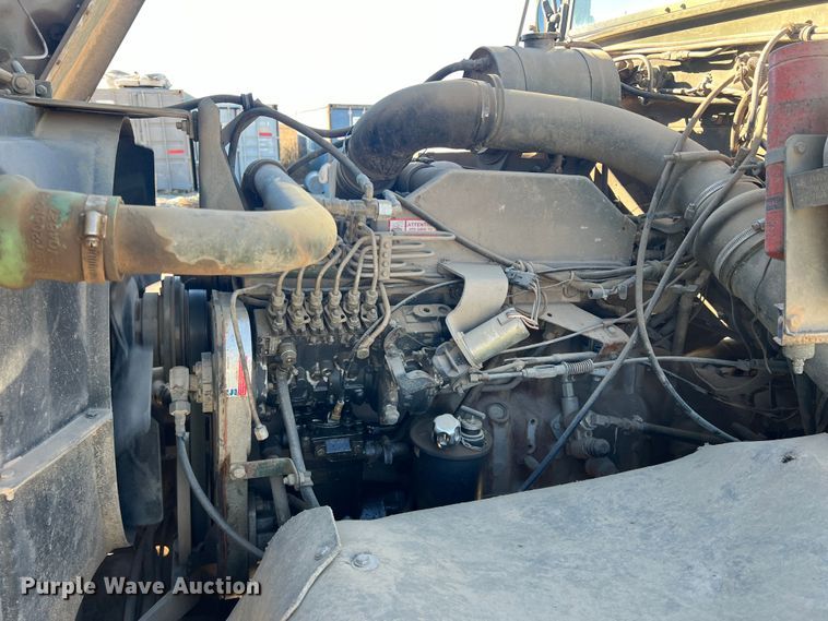 image for item DS2468 1991 BMY M931A2  semi truck