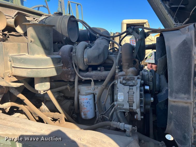 image for item DS2468 1991 BMY M931A2  semi truck