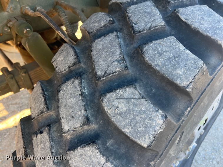 image for item DS2468 1991 BMY M931A2  semi truck