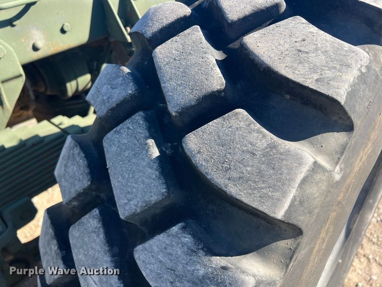 image for item DS2468 1991 BMY M931A2  semi truck