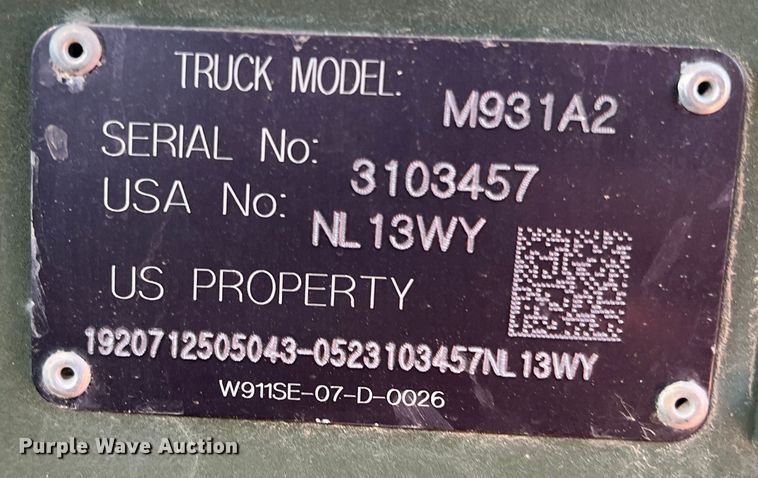 image for item DS2468 1991 BMY M931A2  semi truck