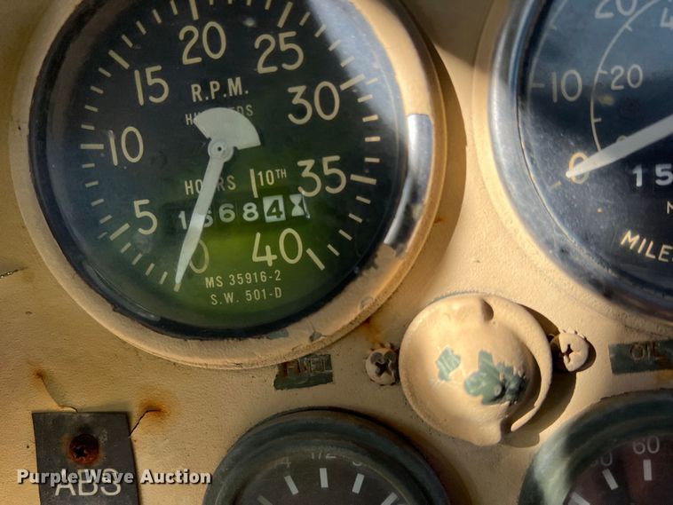 image for item DS2469 1991 BMY  flatbed truck