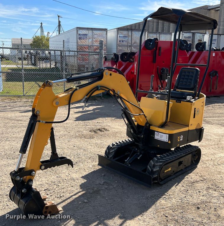 image for item DS2471 2022 Agrotk H12  mini excavator