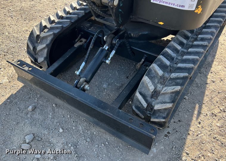 image for item DS2471 2022 Agrotk H12  mini excavator