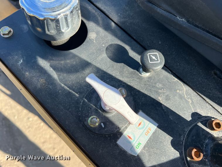 image for item DS2471 2022 Agrotk H12  mini excavator