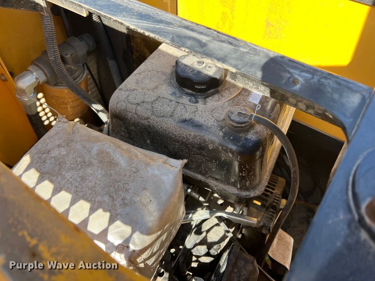 image for item DS2471 2022 Agrotk H12  mini excavator