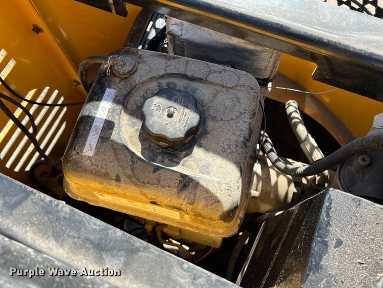 image for item DS2471 2022 Agrotk H12  mini excavator