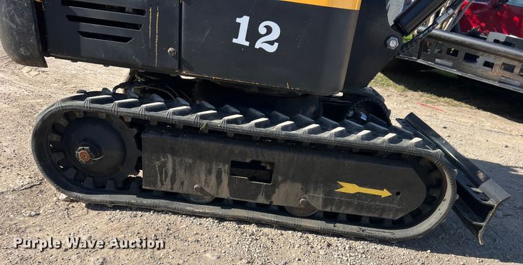 image for item DS2471 2022 Agrotk H12  mini excavator