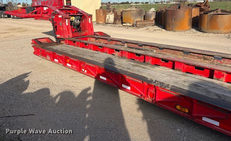 image for item DS2472 2000 Trail King  lowboy equipment trailer
