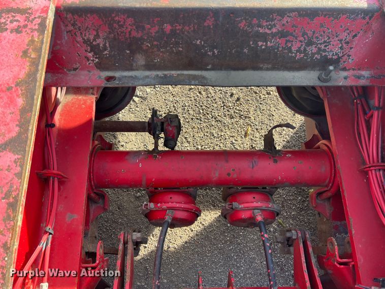 image for item DS2472 2000 Trail King  lowboy equipment trailer