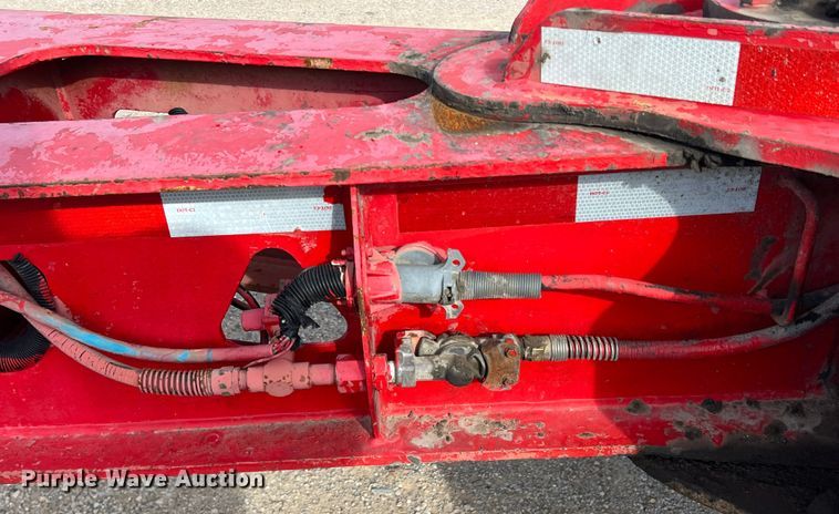 image for item DS2472 2000 Trail King  lowboy equipment trailer