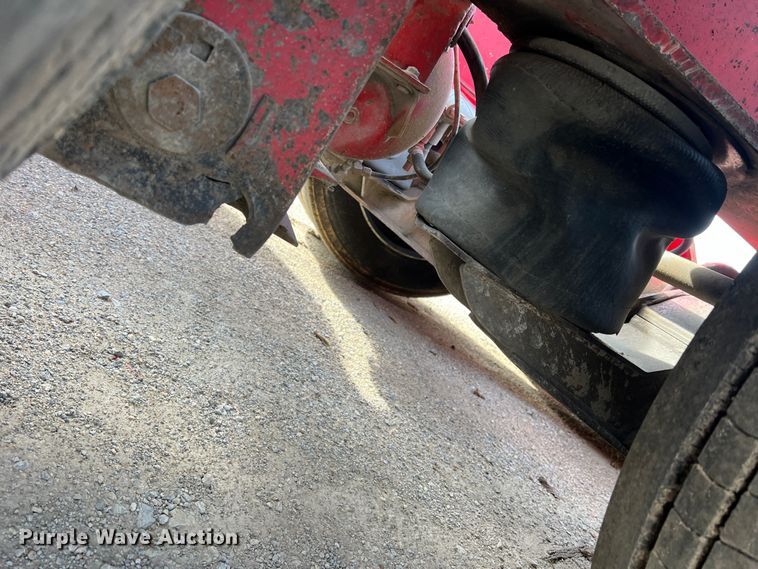 image for item DS2472 2000 Trail King  lowboy equipment trailer