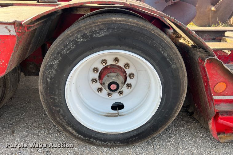 image for item DS2472 2000 Trail King  lowboy equipment trailer