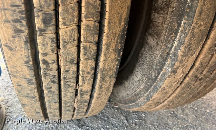 image for item DS2472 2000 Trail King  lowboy equipment trailer