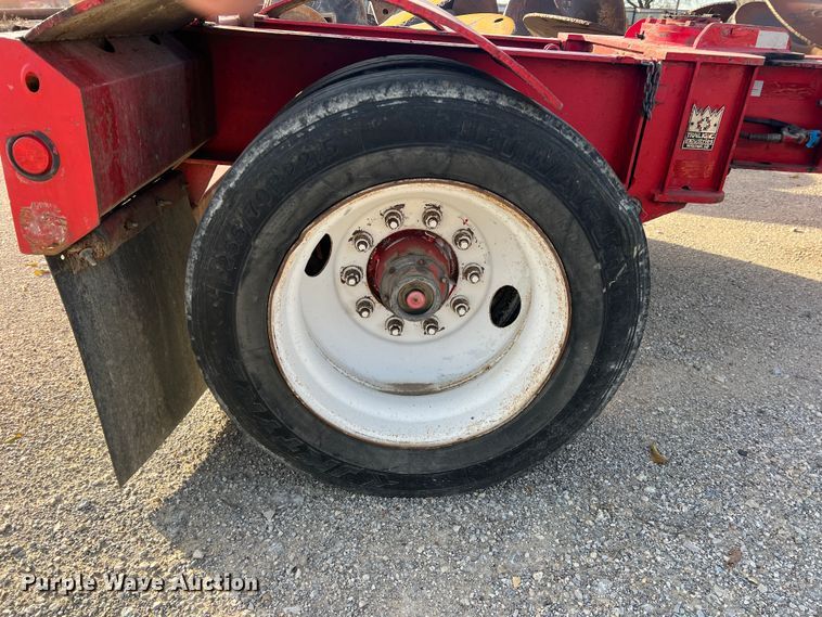 image for item DS2472 2000 Trail King  lowboy equipment trailer