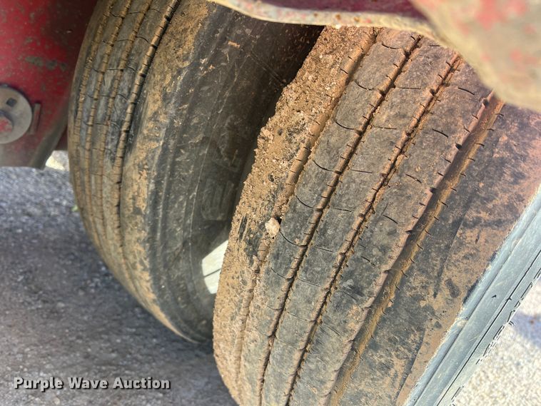 image for item DS2472 2000 Trail King  lowboy equipment trailer