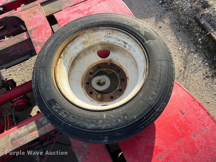 image for item DS2472 2000 Trail King  lowboy equipment trailer