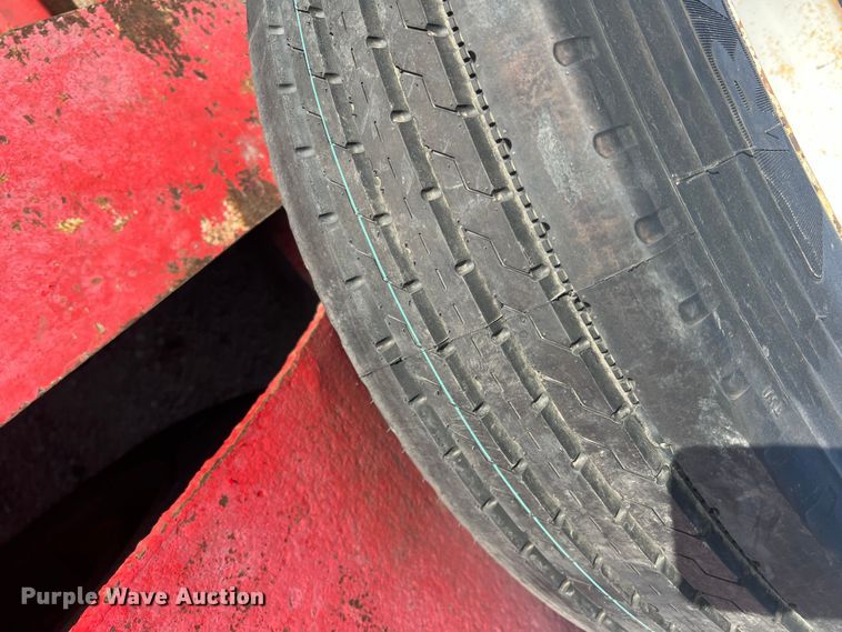 image for item DS2472 2000 Trail King  lowboy equipment trailer