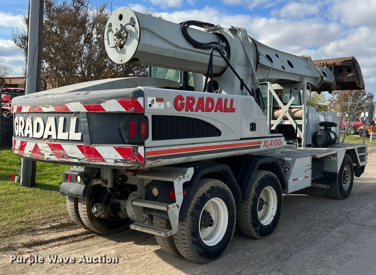 image for item DS2477 Gradall XL4100 II  wheeled excavator