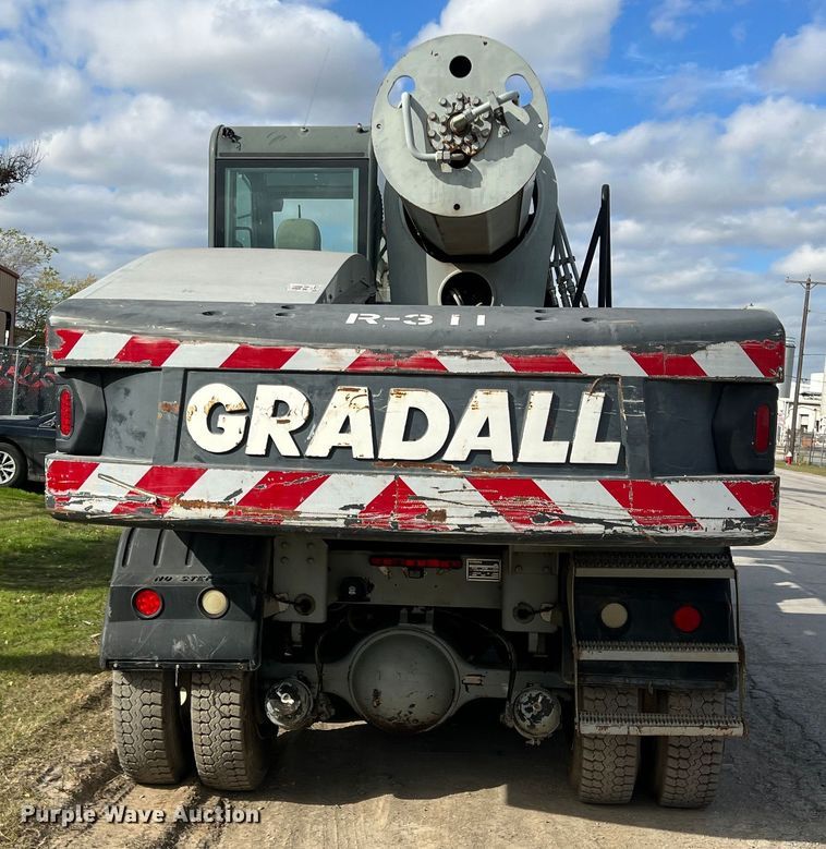 image for item DS2477 Gradall XL4100 II  wheeled excavator