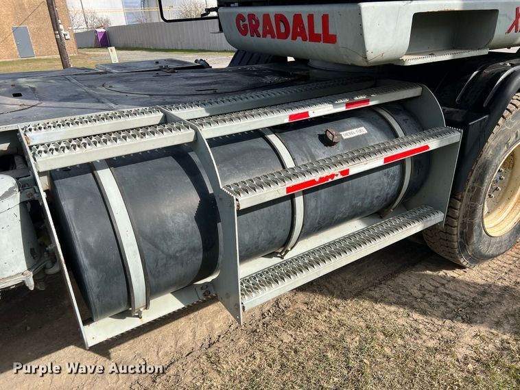 image for item DS2477 Gradall XL4100 II  wheeled excavator