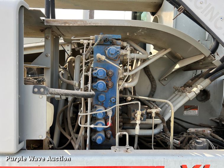 image for item DS2477 Gradall XL4100 II  wheeled excavator