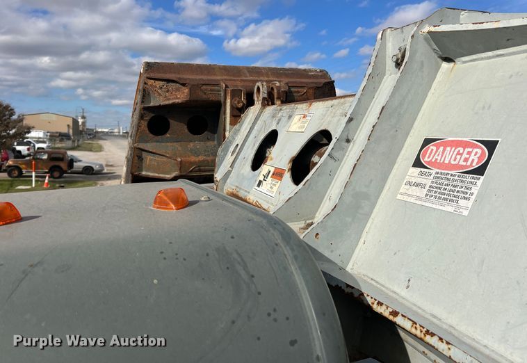 image for item DS2477 Gradall XL4100 II  wheeled excavator