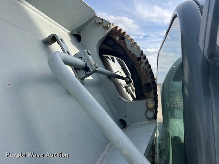 image for item DS2477 Gradall XL4100 II  wheeled excavator