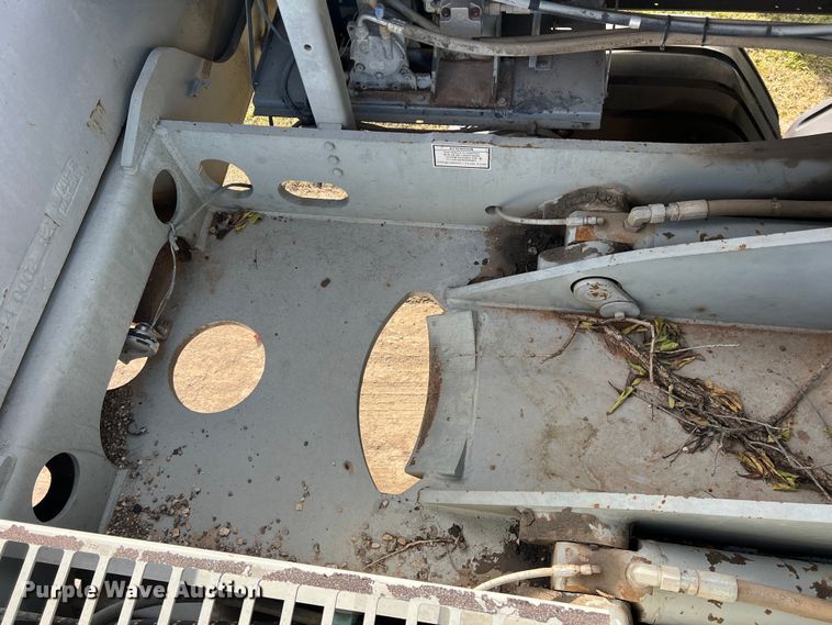 image for item DS2477 Gradall XL4100 II  wheeled excavator