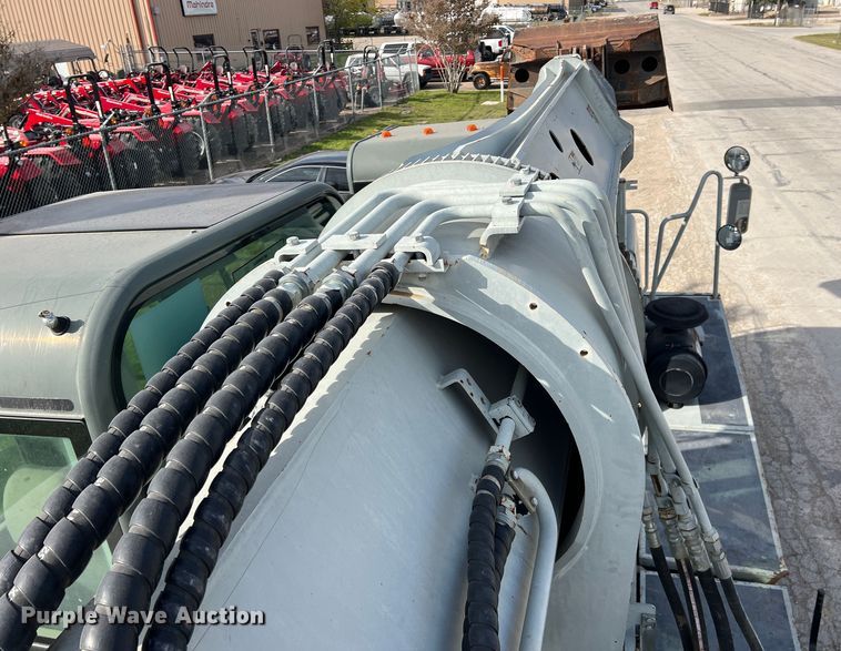 image for item DS2477 Gradall XL4100 II  wheeled excavator