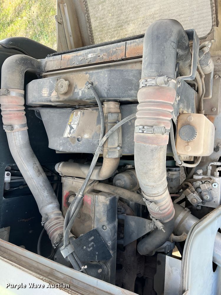 image for item DS2477 Gradall XL4100 II  wheeled excavator