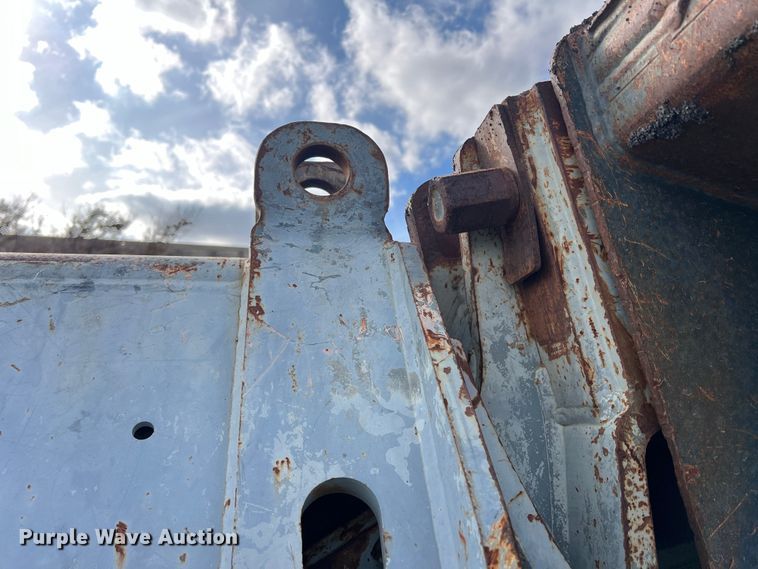 image for item DS2477 Gradall XL4100 II  wheeled excavator