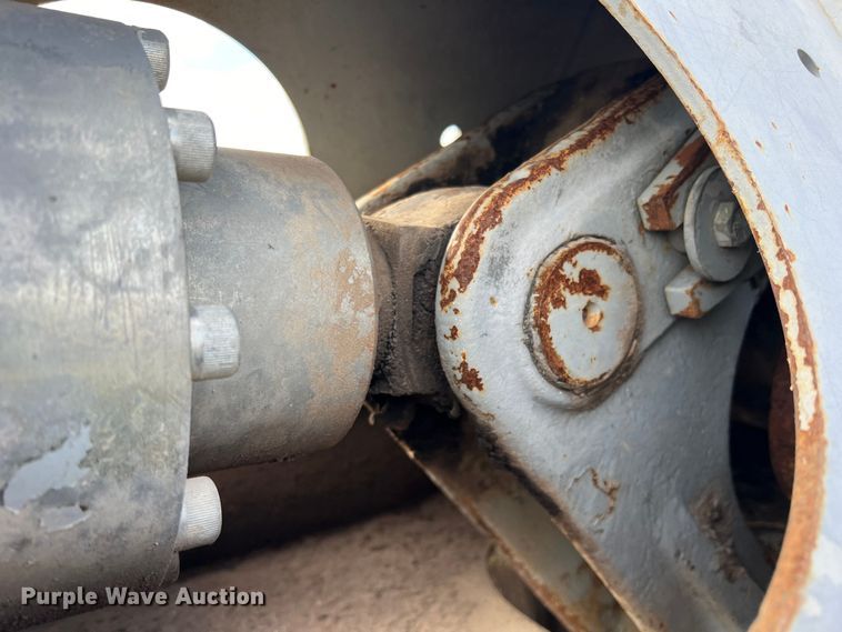 image for item DS2477 Gradall XL4100 II  wheeled excavator