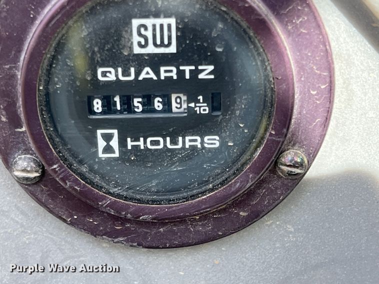 image for item DS2477 Gradall XL4100 II  wheeled excavator