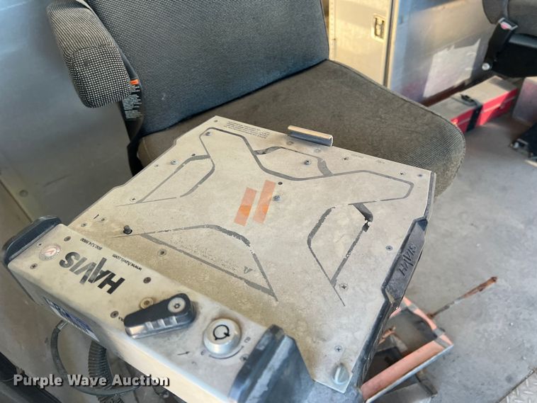 image for item DS2479 2008 Workhorse W62  delivery truck