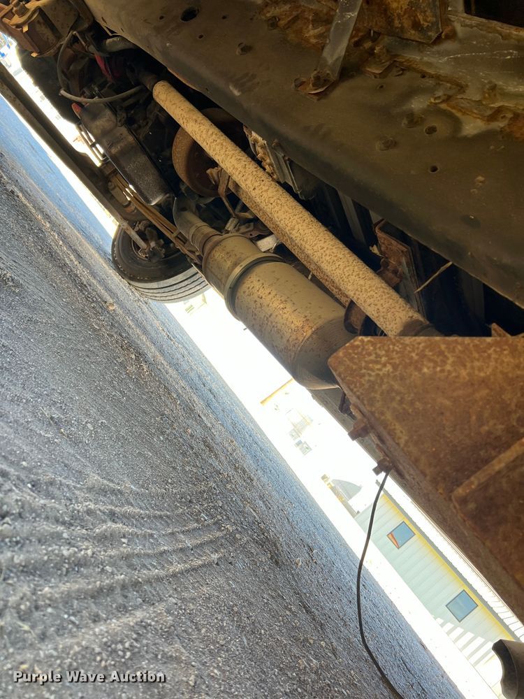 image for item DS2479 2008 Workhorse W62  delivery truck