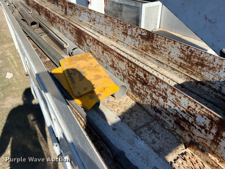 image for item DS2480 2006 Ford F550  bucket truck