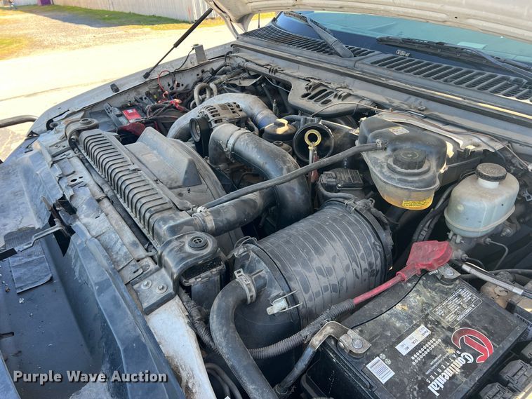 image for item DS2480 2006 Ford F550  bucket truck