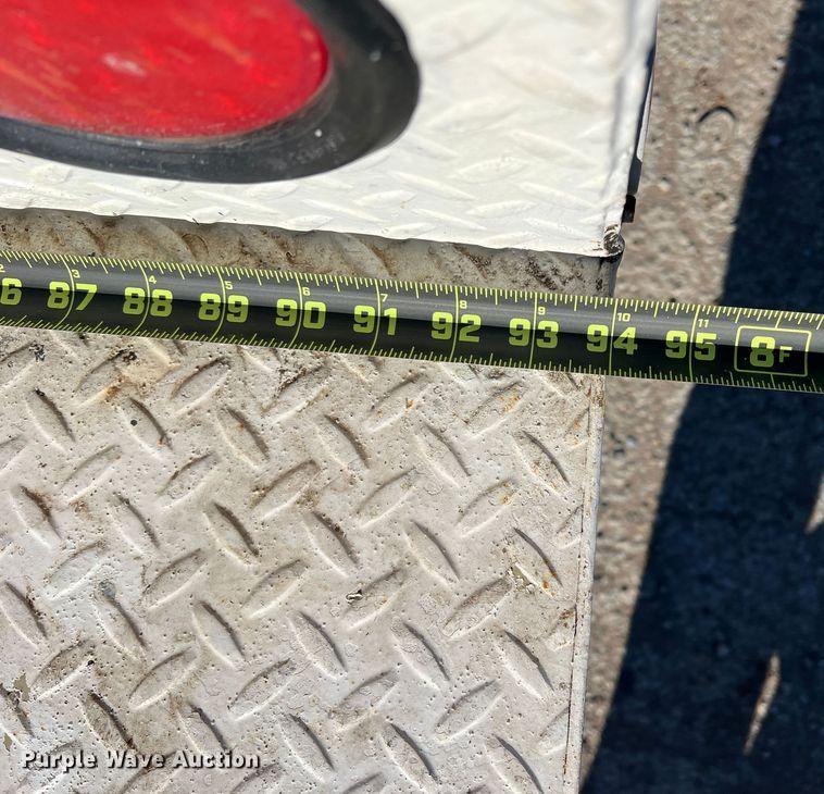 image for item DS2480 2006 Ford F550  bucket truck